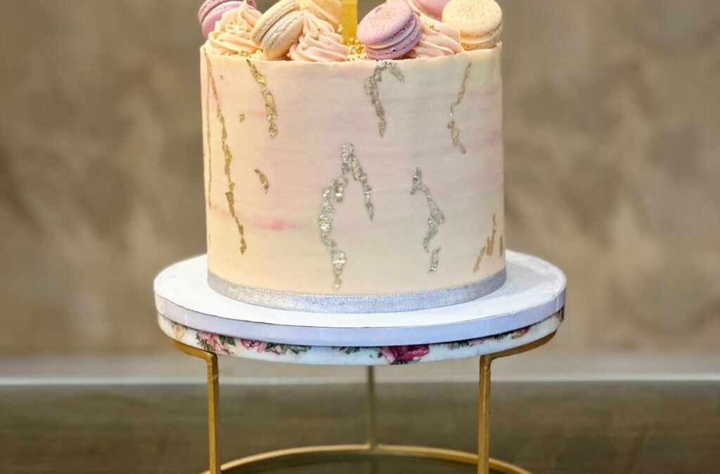 No.1 & best Eggless Cake in Kondapur: A Tale of Taste with Aashu Shah